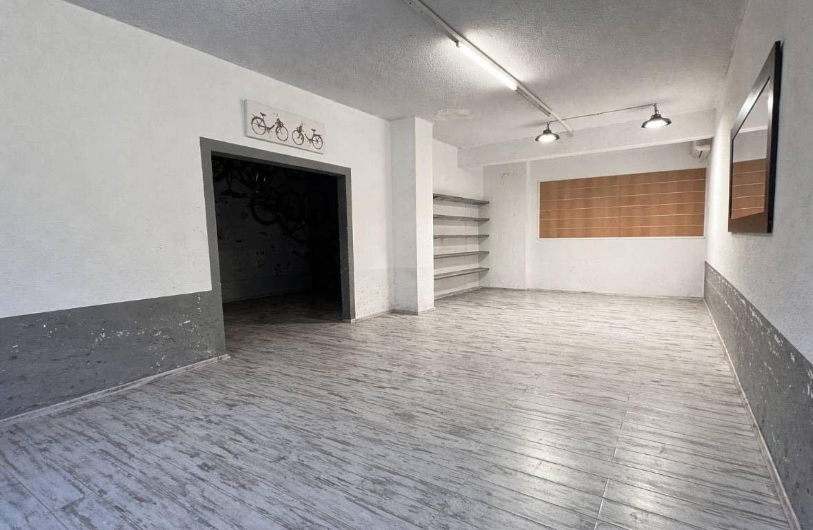 Local Commercial au Centre-Ville du Lavandou