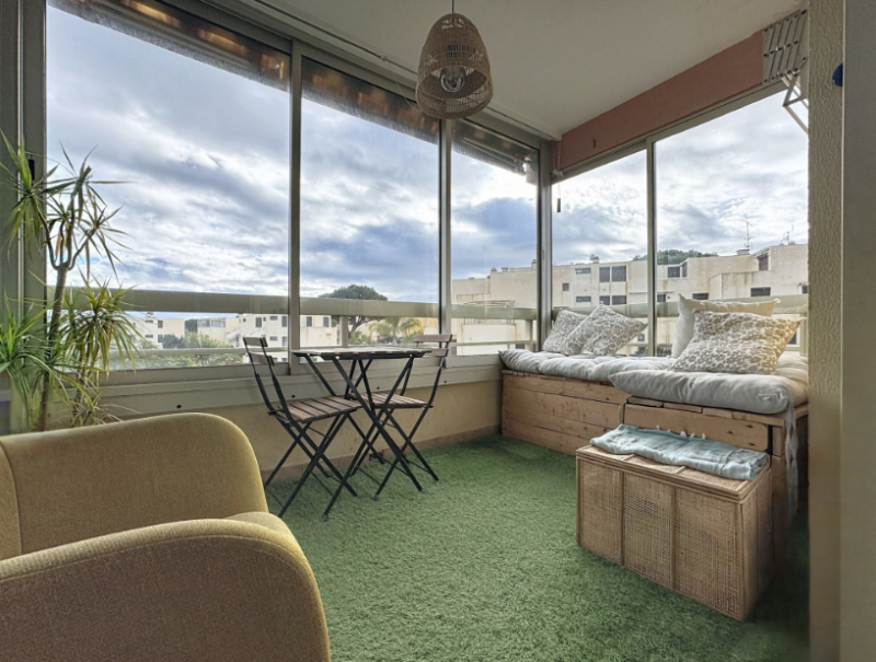 À louer — Charmant T2 meublé à Bormes-les-Mimosas