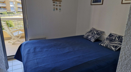 LOCATIONS VACANCES - 3 PIECES - PISCINE