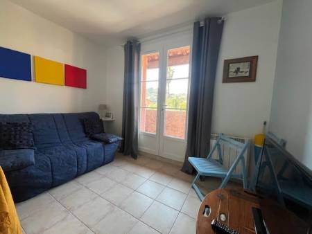 A VENDRE ! LE LAVANDOU - Villa de 166m² - Piscine - Environnement calme