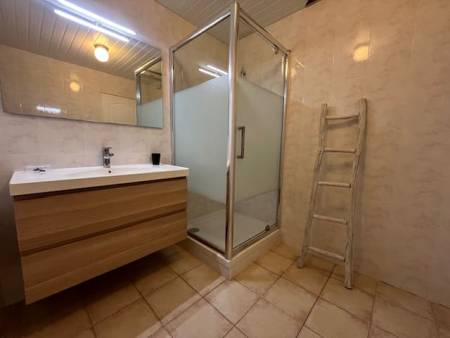 A VENDRE ! LE LAVANDOU - Villa de 166m² - Piscine - Environnement calme