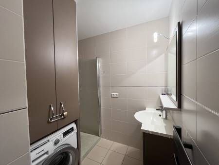 LOCATIONS VACANCES - T3- CLIMATISE - VUE MER