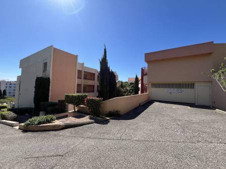 LOCATIONS VACANCES - T3- CLIMATISE - VUE MER