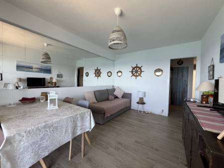 LOCATIONS VACANCES - T2 PIEDS DANS L'EAU