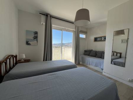 LOCATIONS VACANCES - T2 PIEDS DANS L'EAU