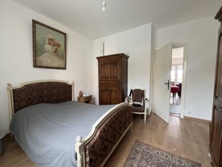 4 pièces 115.02 m² Appartement T4 vue mer - Centre ville LE LAVANDOU