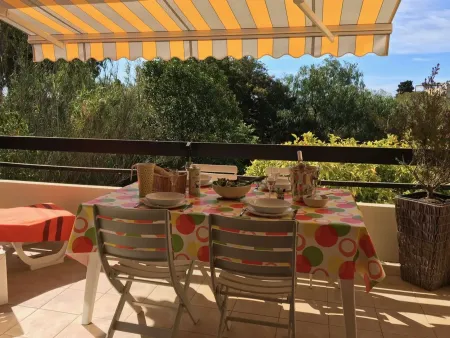 LOCATION VACANCES BEL APPARTEMENT CLIMATISE AIGUEBELLE