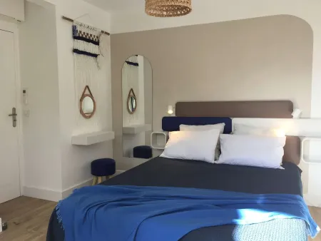 LOCATION VACANCES BEL APPARTEMENT CLIMATISE AIGUEBELLE