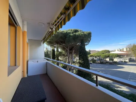 LOCATION VACANCES Appartement T2 - Centre-Ville - Parking privatif - Proche mer