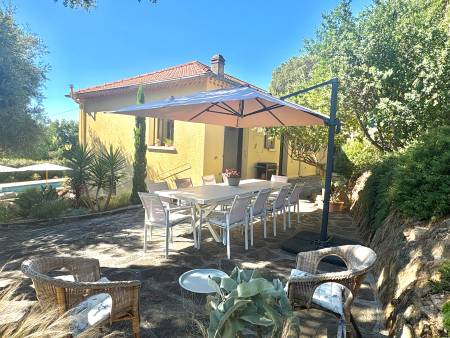Belle villa familiale rénovée avec garages - Quartier du Mont des Roses à Bormes les Mimosas