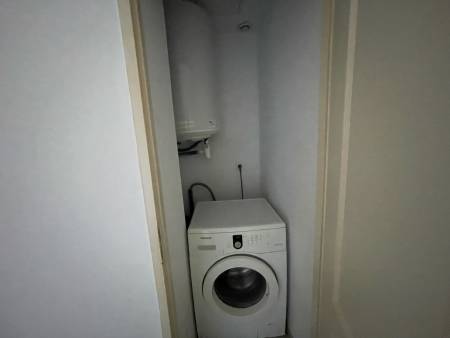 LOCATION A L'ANNEE MEUBLEE - Appartement T2 - Centre-Ville Le Lavandou