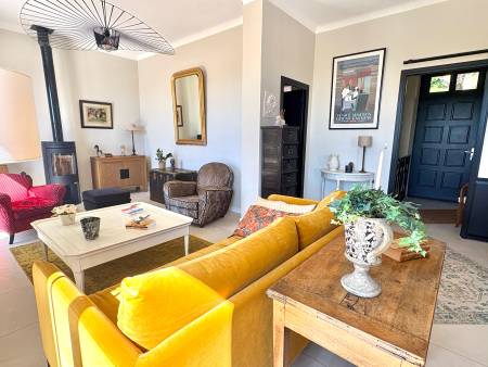 Belle villa familiale rénovée avec garages - Quartier du Mont des Roses à Bormes les Mimosas